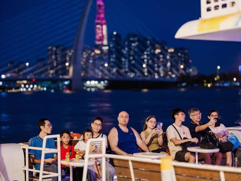 Lively Saigon River Sightseeing Cruise + Guided Walking Tour - The 45-Minute Saigon River Cruise and What You See