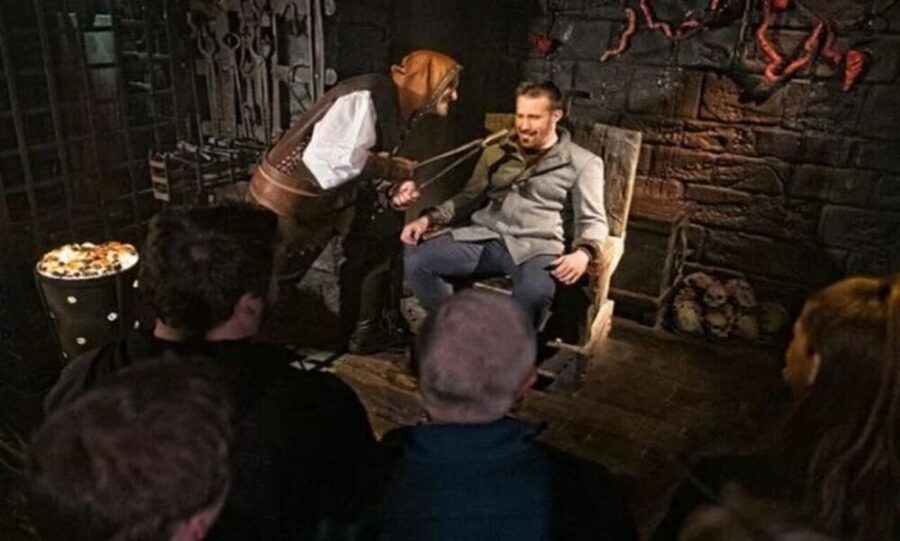 London: Harry Potter Tour, River Cruise & The London Dungeon - Westminster and Southwark: where the “real London” shows through
