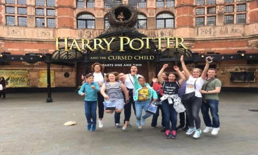 London: Harry Potter Tour, River Cruise & The London Dungeon - Price and logistics: is $132 worth it?