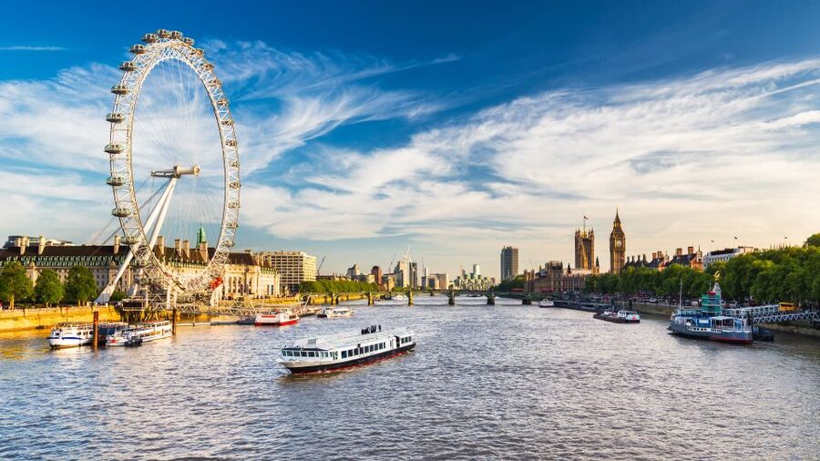 London in One Day Tour with River Cruise - The Tower of London and Crown Jewels: the big afternoon anchor