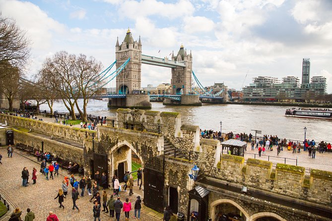 London In One Day Tour with River Cruise & London Eye Option - Thames River cruise from Tower Pier to Westminster Pier