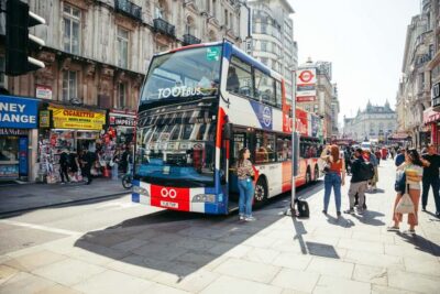 London: Tootbus Hop-on Hop-off with optional River Cruise - Open-top views plus real-time stop-finding