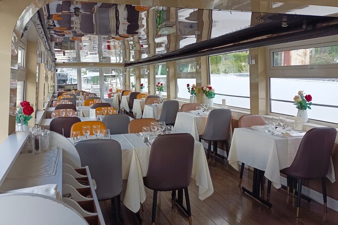 Lunch Cruise Check-out from the Eiffel Tower - Why this noon lunch cruise feels like a smart use of time