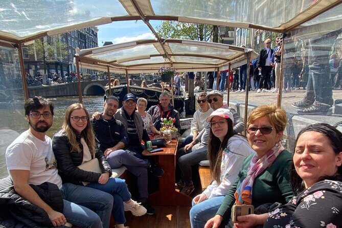 Luxury Amsterdam Canal Cruise – Unlimited Cocktails Included (1H) - Key highlights worth leaning into