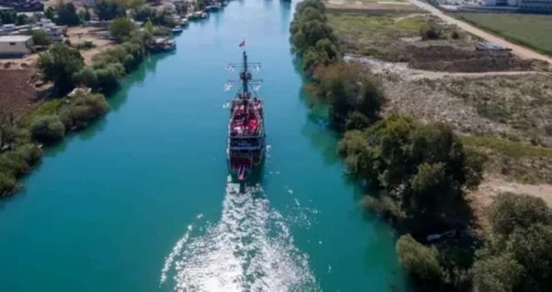 Manavgat River Cruise & Bazaar +Waterfall Tour: Side, Alanya - Onboard lunch on the water: good value, plus a few smart prep tips