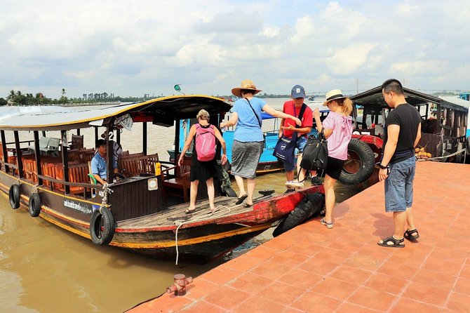 Mekong Delta Discovery Tour from Ho Chi Minh - Bee farm and honey-style tastings: a sweet break with real context