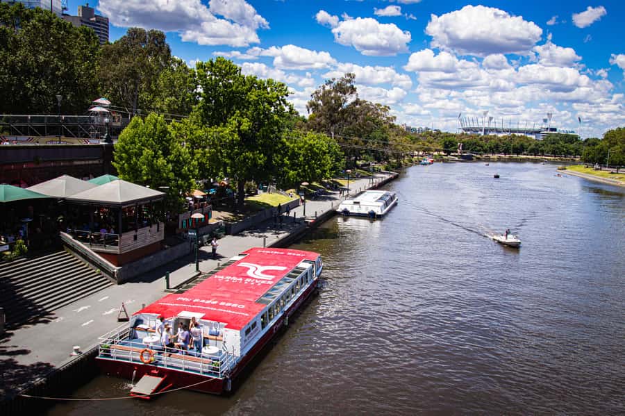 Melbourne: Yarra River Sightseeing Cruise - Federation Wharf Boarding: Your quick entry into the riverfront