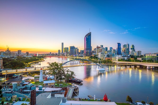 Midday Sightseeing Cruise: 12.30pm-2pm (90min) - Old Shipping Docks to Dining District: Seeing How the River Changes