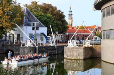 Middelburg: City Canal Cruise - Getting There: Achter de Houttuinen and Pier Timing