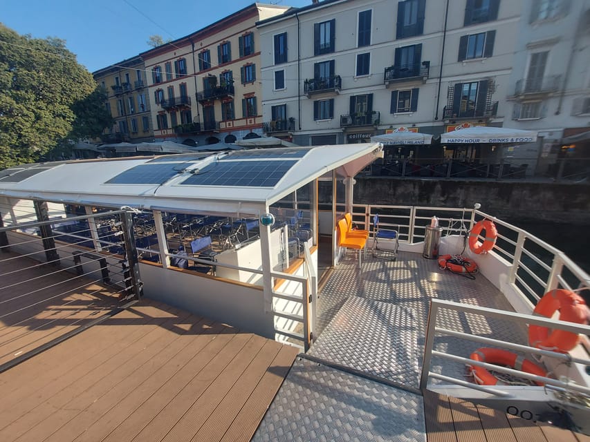 Milan: Navigli District Guided Canal Cruise - Art studios, shops, bars, and flea markets: what you’ll see from the water