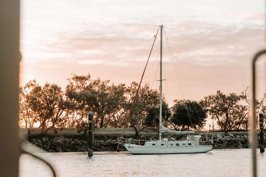 Mooloolaba: Sunshine Coast Sunset Canal Cruise - Sunset canal cruising in Mooloolaba: the real point of this trip