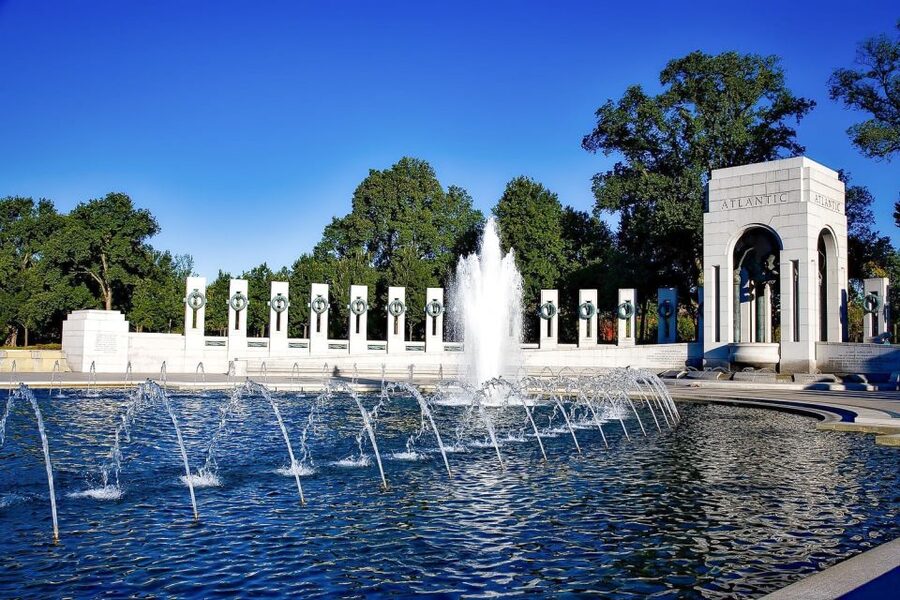 National Mall Tour with 10+ Stops, Boat Cruise, Entry Tickets - Seasonal magic: cherry blossoms at Tidal Basin and the Potomac River cruise
