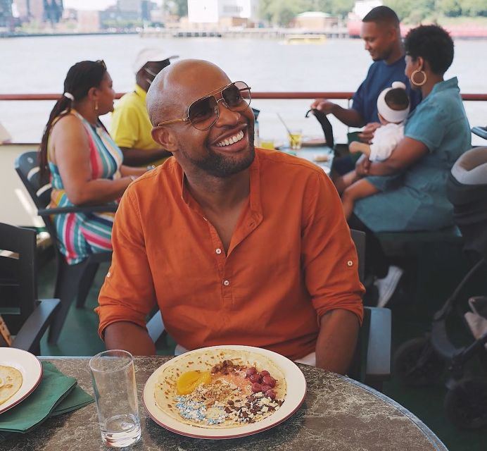Nijmegen: River Cruise with All-You-Can-Eat Dutch Pancakes - Drinks and the one thing that can change the value