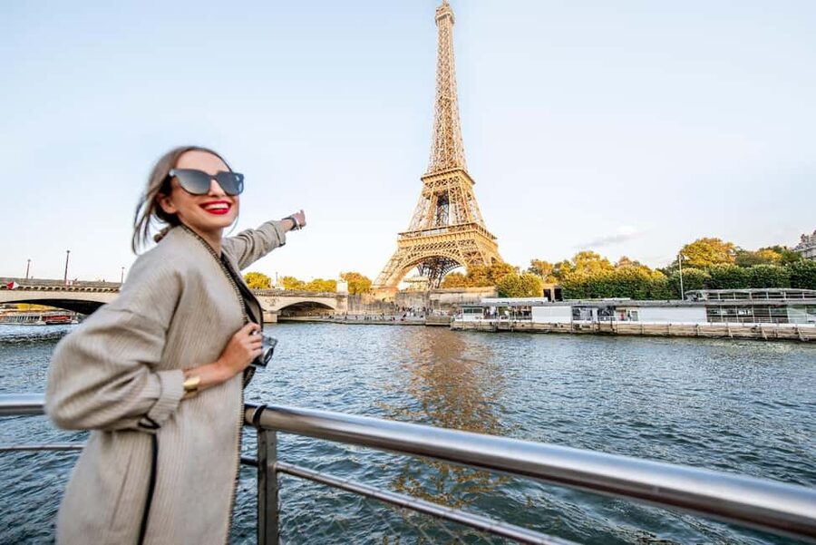 Notre-Dame: Tour with Guide and Optional Seine River Cruise - Who this tour suits best (and who might want a different option)