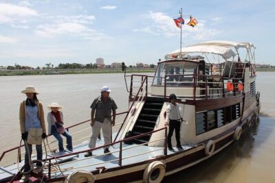 One-Way River cruise/road tour from Phnom Penh to Siem Reap or Siem Reap to PP - The day’s rhythm: a 7:30 start with a big 5-hour river block