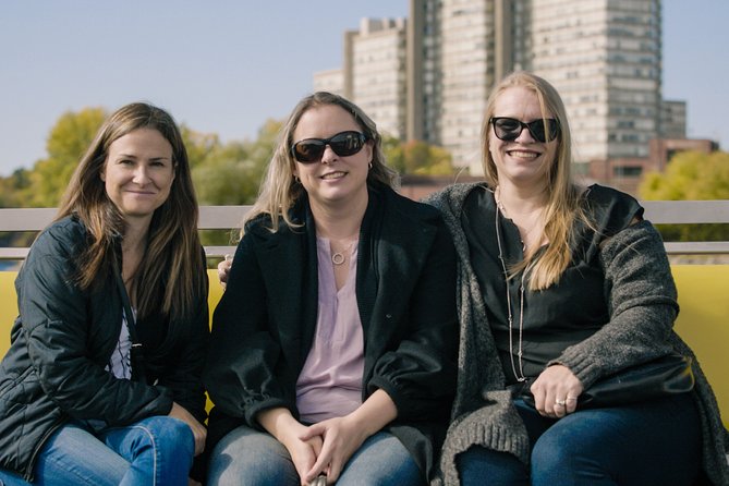 Ottawa Small Group Premium City Tour - Why a 9-Person Van Changes Ottawa
