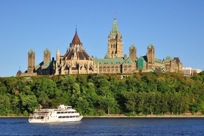 Ottawa Small Group Walking Tour with Cruise and Art Gallery - Board the boat: the 2-hour cruise that actually changes the view