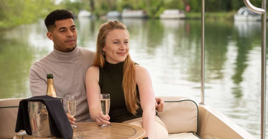 Oxford: River Cruise and 6-Course Tasting at The Folly - Edwardian launch to start: why this format works