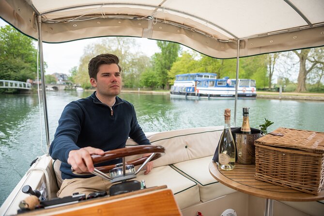 Oxford Sightseeing River Cruise Along The University Regatta Course - Price and value: is $29.13 a good deal?