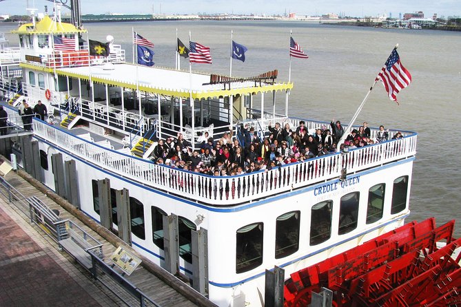 Paddlewheeler Creole Queen Historic Mississippi River Cruise - Stop 1: Chalmette Battlefield and the Jean Lafitte battlefield grounds