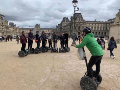 Paris: 1.5-Hour Segway Tour with River Cruise Ticket - Getting Started at 101 Av. de la Bourdonnais: Helmet, Briefing, and Comfort