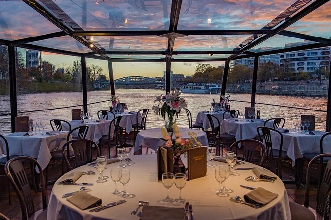 Paris 3-Courses Gourmet Dinner Seine River Cruise with Champagne - Cruise the Seine’s core sights: Conciergerie, Notre-Dame, and Pont Neuf
