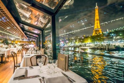 Paris 3-Courses Gourmet Dinner Seine River Cruise with Champagne - Louvre to Trocadéro views: framing Paris like a postcard
