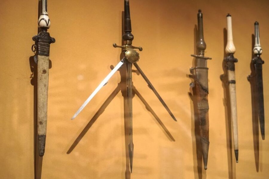 Paris: Army Museum Ticket and Seine River Cruise Combo - Musée de l’Armée-Les Invalides: the history you can see
