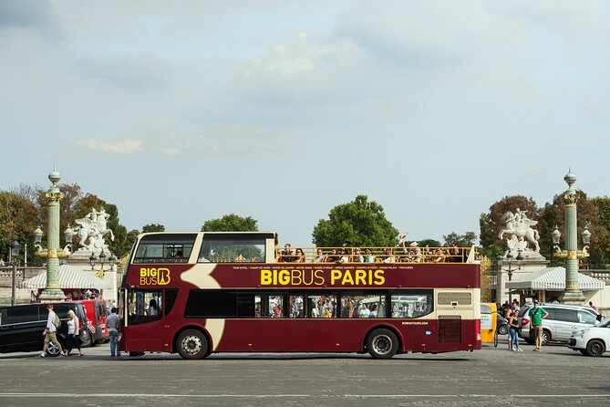 Paris Big Bus Hop-on Hop-off and Seine River Cruise - Audio, WiFi, and free headphones: why the tech matters (and when it might disappoint)