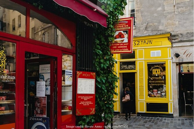 Paris by Night 2-hour Private Tour with Scenic Seine River Cruise - Photo-friendly pacing: how the walking portion really works