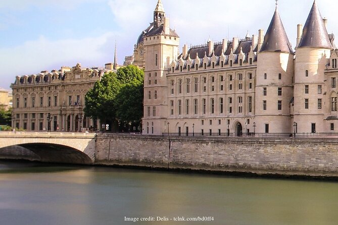 Paris by Night 2-hour Private Tour with Scenic Seine River Cruise - The price: is 245 per person worth it?