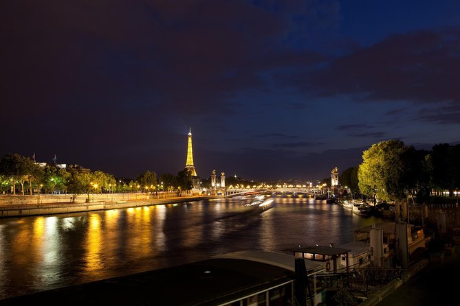 Paris By Night with Seine River Cruise and Roundtrip Luxury Transportation - The Guide Factor: Live Commentary That Makes the Sights Click