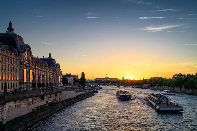 Paris By Night with Seine River Cruise and Roundtrip Luxury Transportation - Practical Tips for Comfort, Photos, and a Smooth Evening