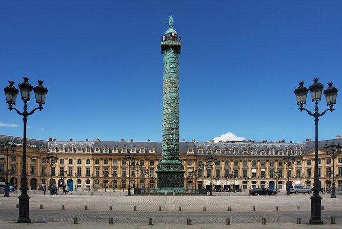 Paris City Tour by Coach with Sightseeing Seine River Cruise - The coach loop: big landmarks, fast views, and the “photo stop” reality
