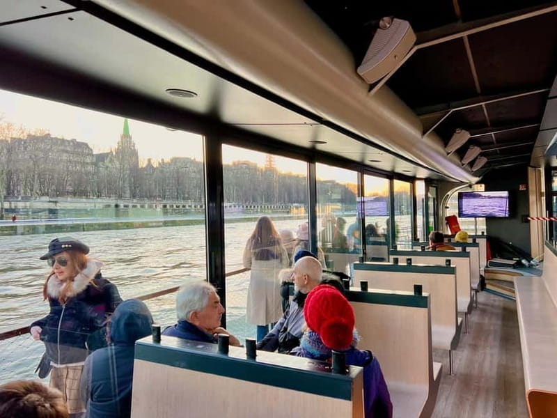 Paris: Day or Evening River Cruise with Musical Ambiance - Photos, Plus the Optional Postcard Surprise