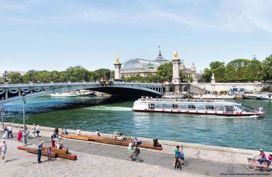 Paris: Disneyland Paris Entry Ticket and Seine River Cruise - Key points to know before you go