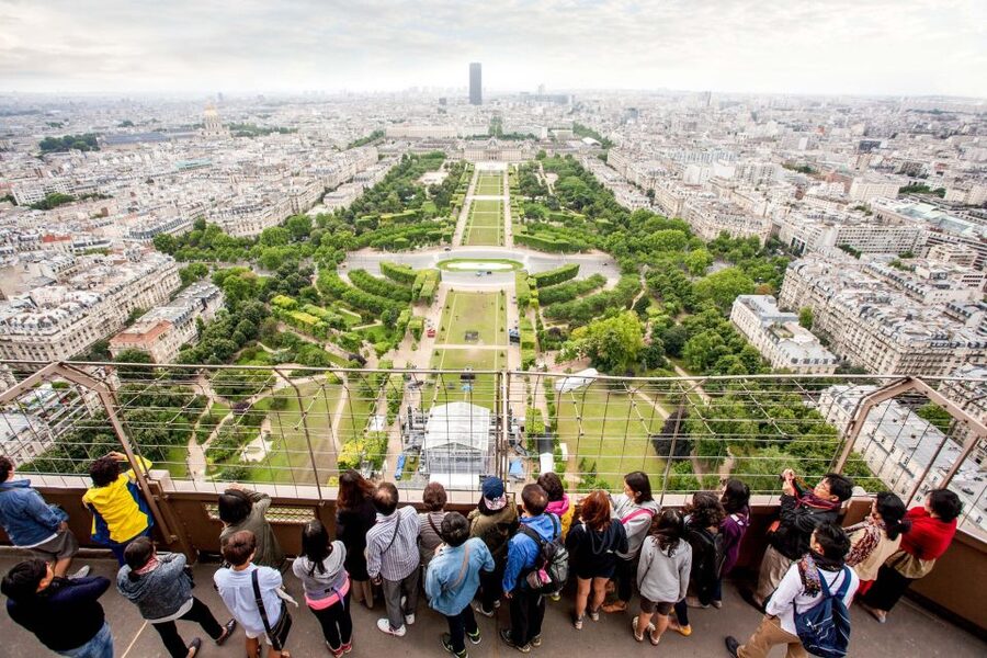 Paris: Eiffel Tower Access by Elevator & Seine River Cruise - Timing Reality: Security, Elevator Queues, and Photo Planning