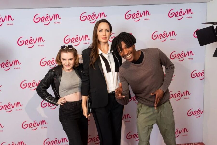 Paris: Grèvin Wax Museum and Seine River Cruise Tickets - Booking approach and what to do on the day