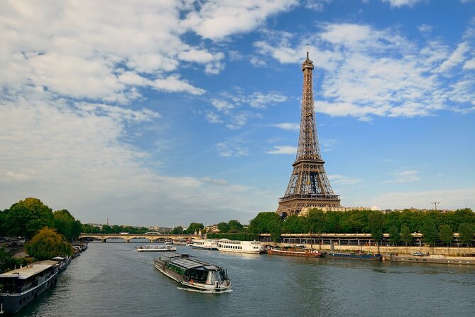 Paris in 60 Minutes Seine River Cruise - Your Route on the Seine: From Port de la Bourdonnais to the Eiffel Area