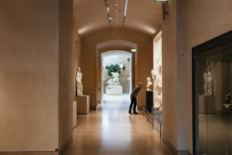 Paris: Louvre Museum Entry Ticket With Host and River Cruise - A practical way to plan your Louvre walk (without trying to see it all)
