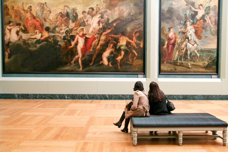 Paris: Louvre Reserved Ticket and River Cruise Combo - Timed Louvre entry: what it really changes (and what it won’t)