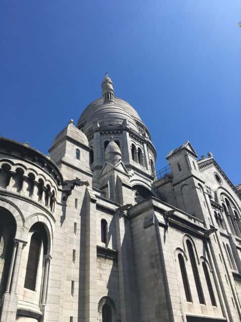 Paris: Montmartre Train Ride w/ Optional Seine River Cruise - The 30-Minute Vintage Ride: What You See From the Seats