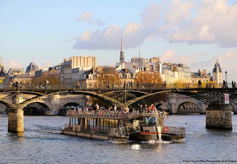 Paris: Montmartre Train Ride w/ Optional Seine River Cruise - Cemetery of Montmartre and Clos Montmartre: A Quieter Side