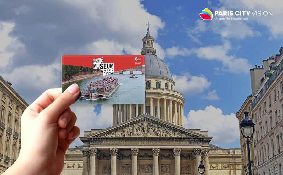 Paris: Museum Pass 2, 4 or 6 days and Seine River Cruise - The Seine River Cruise: All-Glass Views and 14-Language Earphones