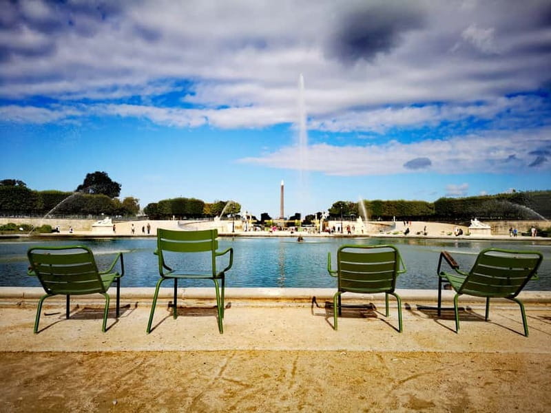 Paris: private city tour with seine river cruise - The private walking tour that sets you up for Paris in one go