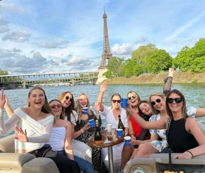 Paris: Private Seine River Cruise - Finding Port de Javel Haut under Grenelle Bridge
