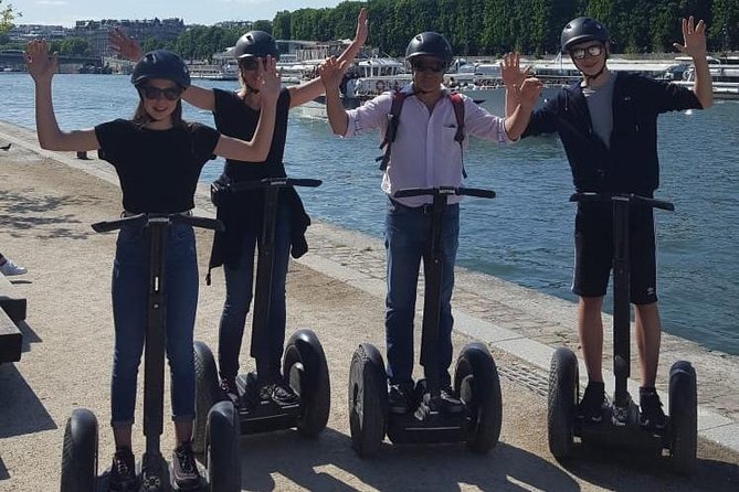Paris Segway Tour with Ticket for Seine River Cruise - What to Wear and Bring for a Comfy Segway Day