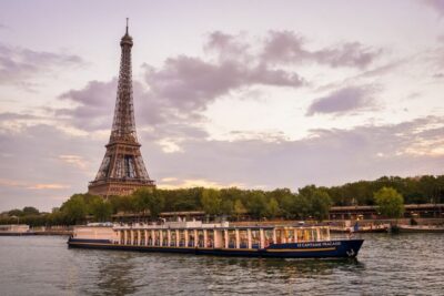 Paris: Seine River Cruise & Brunch - What you eat: sweet and savory plates, plus hot drink and fruit juice