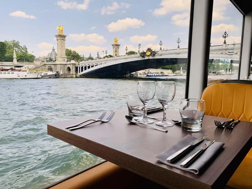 Paris: Seine River Cruise & Eiffel Tower Visit - Pace and Timing: Why 150 Minutes Feels Just Right