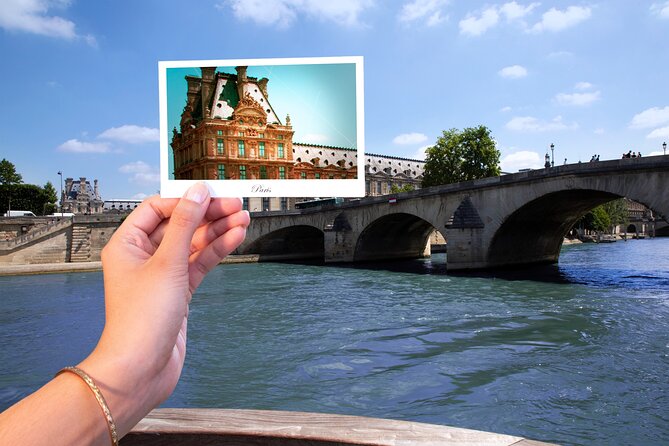 Paris Seine River Sightseeing Cruise with Commentary by Bateaux Parisiens - Queue reality and boarding-day strategy (so you don’t lose your timing)